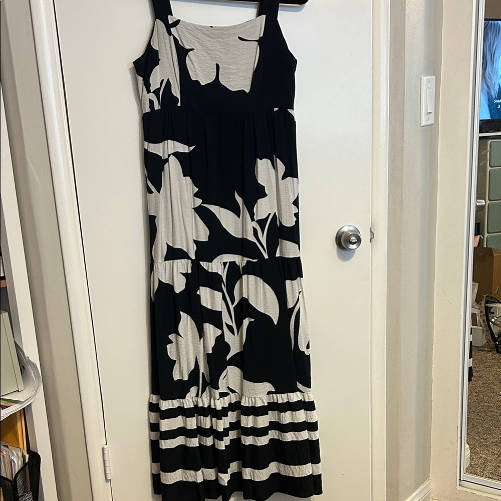 Nine West Black and White Floral Maxi Dress